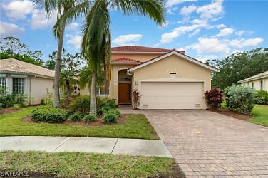 14323 Reflection Lakes Dr - Fort Myers, FL