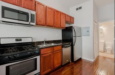 3039 N Lincoln Ave unit 3W - Chicago, IL