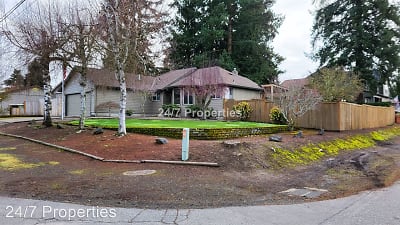 10308 NW 311th Ave - North Plains, OR