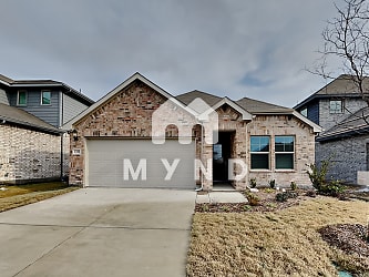 1232 Green Timber Dr - Forney, TX