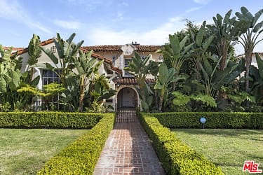 250 S Bedford Dr - Beverly Hills, CA