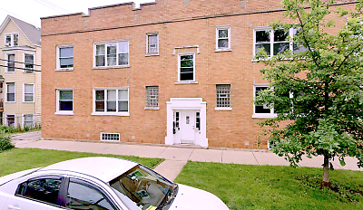 2807 N Springfield Ave unit 2807-2S - Chicago, IL