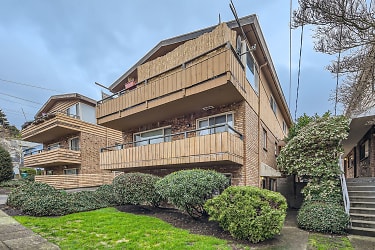 3656 Phinney Ave N unit 2 - Seattle, WA