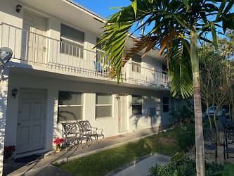 452 SW 4th Ave - Fort Lauderdale, FL