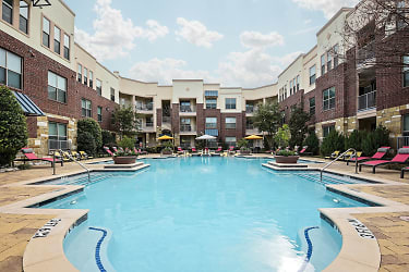 The Blvd Apartments - Irving, TX