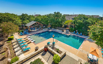 MAA Western Oaks Apartments - Austin, TX