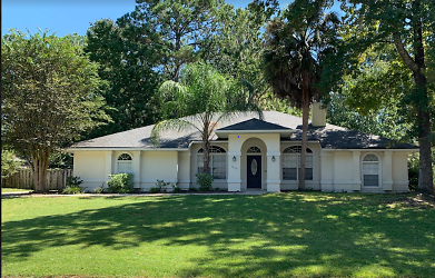 1405 NW 100th Terrace - Gainesville, FL