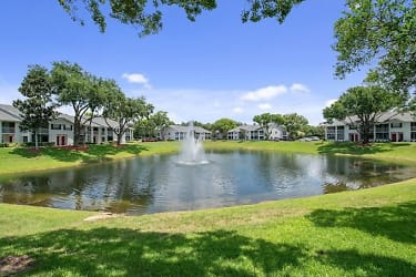 ARIUM Mariner's Village Apartments - Orlando, FL