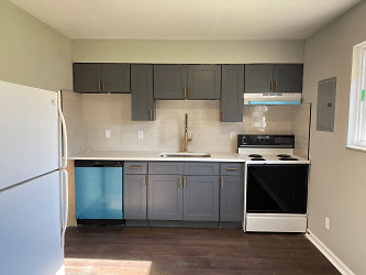 741 W Locust St unit 8 - undefined, undefined