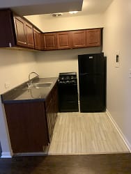 1040 W Hollywood Ave unit 209 - Chicago, IL