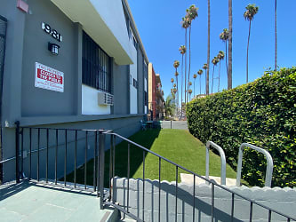 MC Wilson Properties, LLC (Elden) Apartments - Los Angeles, CA