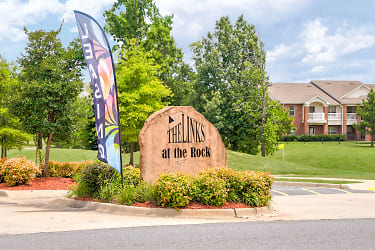 The Links At The Rock Apartments - North Little Rock, AR