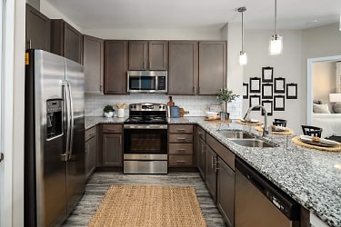 Abberly Liberty Crossing Apartments - Charlotte, NC
