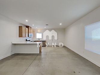 909 S 5Th Ave Unit 2 - undefined, undefined