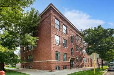 1658 W Summerdale Ave - Chicago, IL