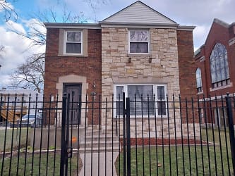 7151 S Greenwood Ave - Chicago, IL