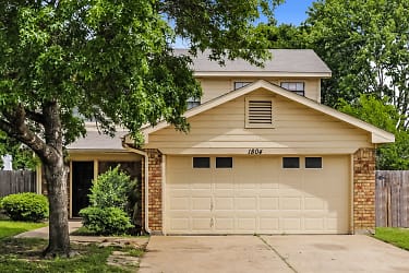 1804 Lincolnshire Way - Fort Worth, TX