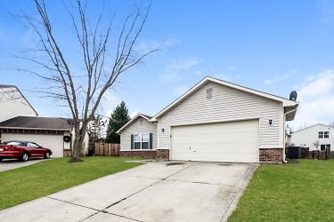 6036 Riversport Ct - Indianapolis, IN