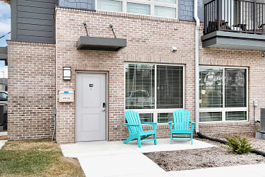 The Sterling At Prairie Trail North Apartments - Ankeny, IA