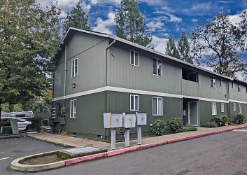 855 SE Ford St unit 01 - Mcminnville, OR