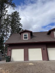 420 Mountain View Dr - Kalispell, MT