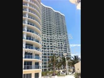 3000 Oasis Grand Blvd unit 2206 - Fort Myers, FL