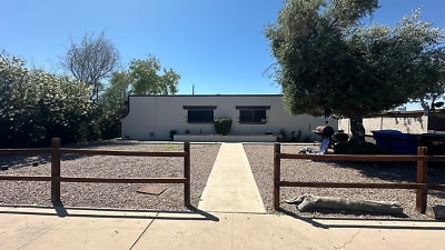 1751 E Virginia Ave unit 2 - Phoenix, AZ
