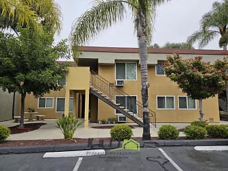 1787 Bayview Heights Dr unit 74 - San Diego, CA