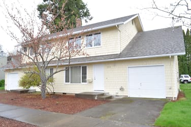 709 NW 18th St - Corvallis, OR