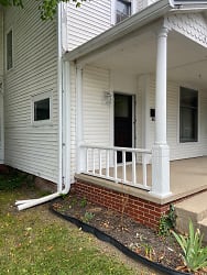 397 S 10th St unit A - Noblesville, IN