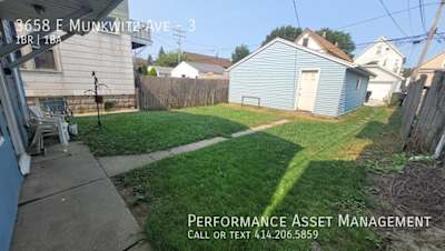 3658 E Munkwitz Ave unit 3 - Cudahy, WI