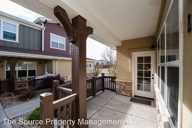 5851 Dripping Rock Ln - Fort Collins, CO