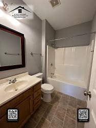 211 N Main St unit Apartment - undefined, undefined