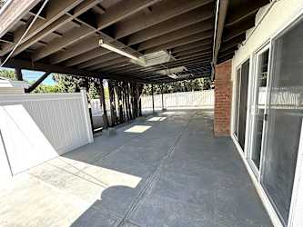 7947 Fallbrook Ave unit MH - Los Angeles, CA