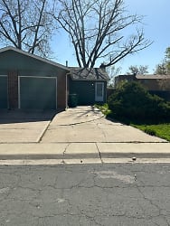 9062 Perry St - Westminster, CO