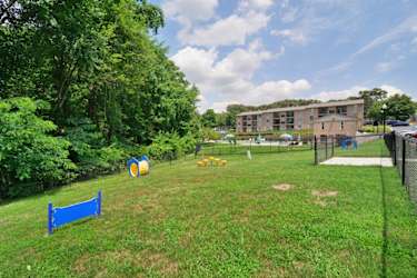 Quail Hollow Apartment Homes - Glen Burnie, MD