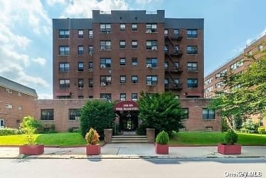 165-20 Highland Ave #303 - Queens, NY