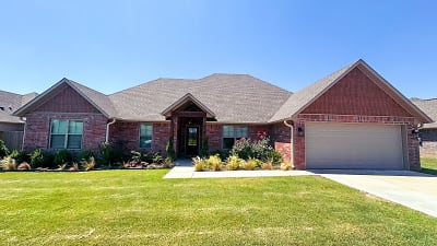 914 Mourning Dove Wy - Central City, AR