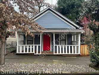 119 S Meade St - Portland, OR