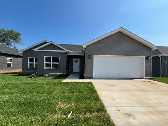 2682 Cedrus Ave - Bowling Green, KY