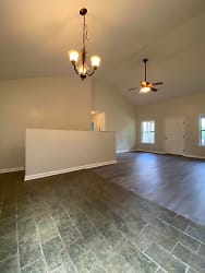 7012 Bettis Acres Dr - undefined, undefined