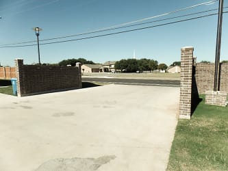 301 Panther Way unit 102 - Hewitt, TX