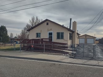2720 E 6th St - Pueblo, CO