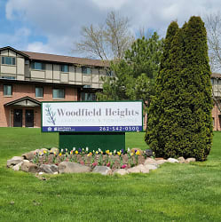 Woodfield Heights Apartments - Waukesha, WI
