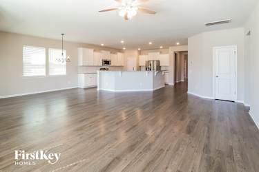 125 Stagecoach Avenue - Summerville, SC