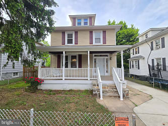 1905 Deering Ave - Baltimore, MD