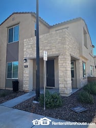 779 E Doral Ave unit 101 - Gilbert, AZ