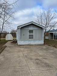 620 E Clark St unit 35 - La Plata, MO