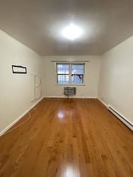 23-36 30th Ave. unit 2 - Queens, NY