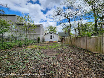 9 Union Pl - Keansburg, NJ